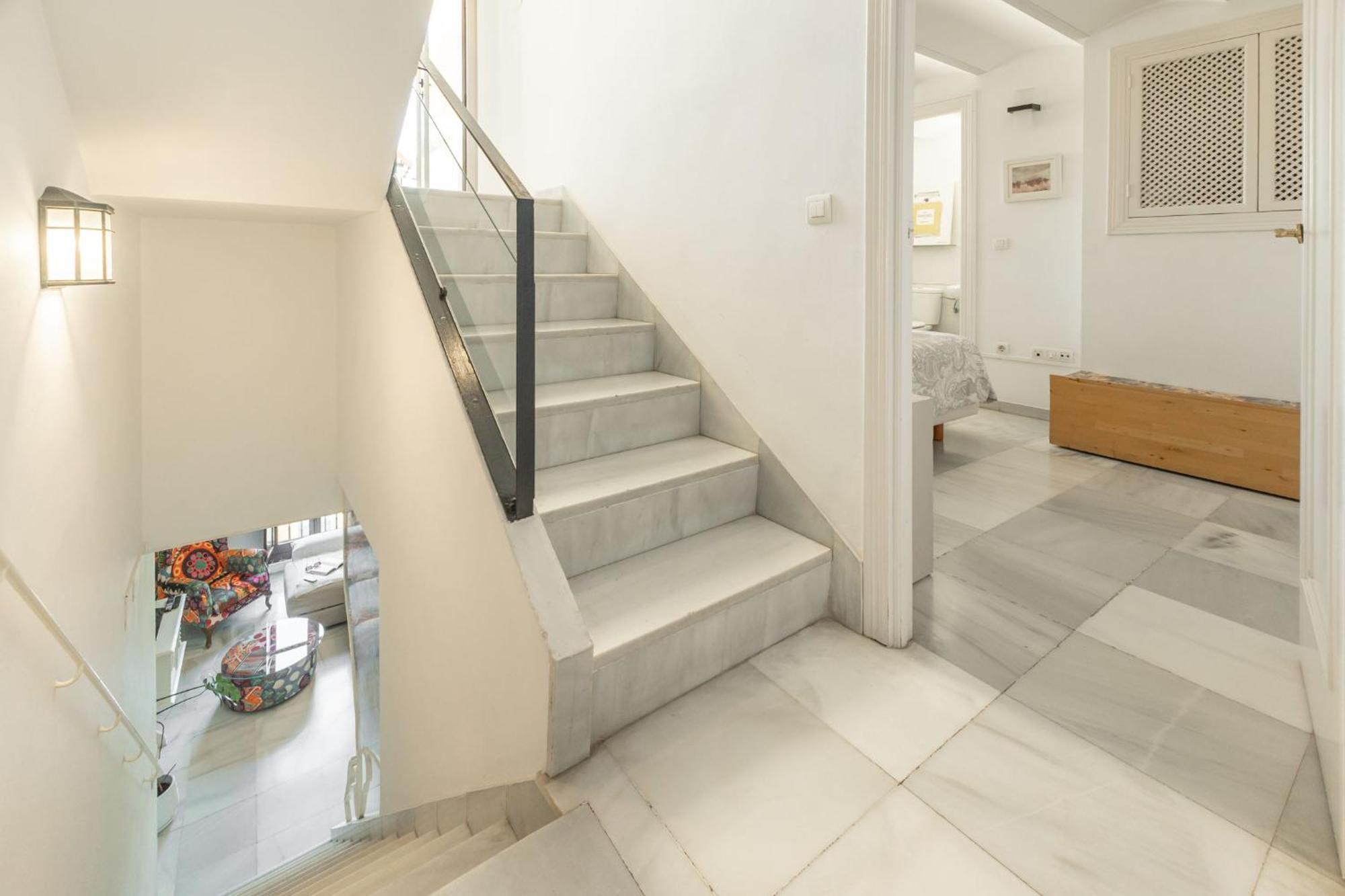 Charming 2 Bedroom Boutique Triplex Apartment With Private Terrace At Seville City Center By Ocityzen ภายนอก รูปภาพ