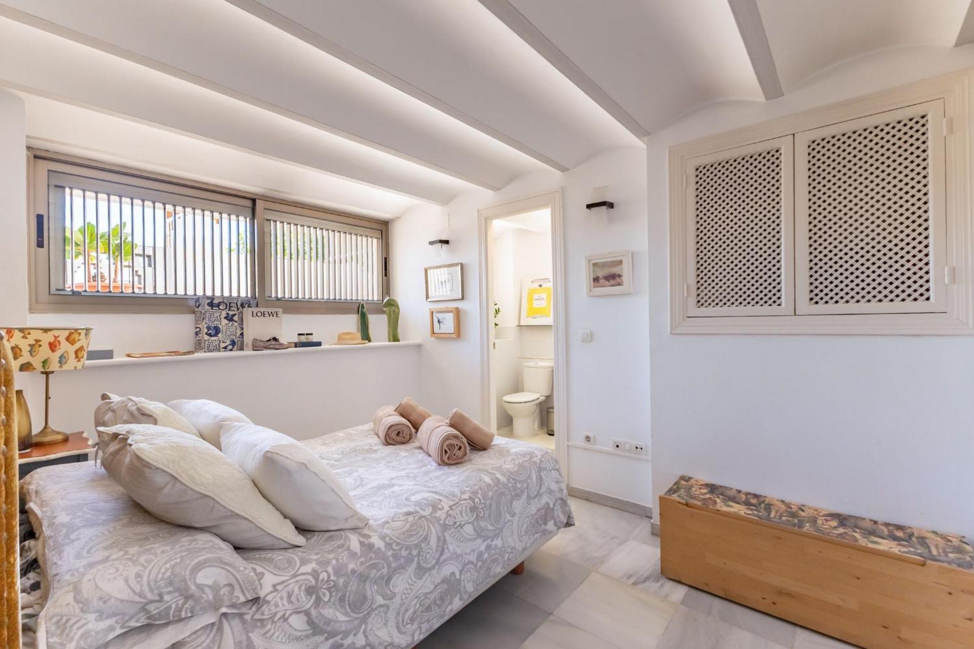Charming 2 Bedroom Boutique Triplex Apartment With Private Terrace At Seville City Center By Ocityzen ภายนอก รูปภาพ